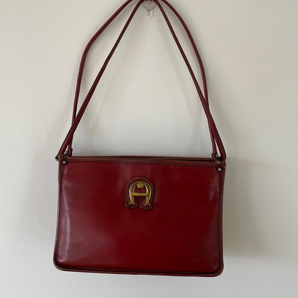 Vintage Etienne Aigner Handbag in Signature Oxblood Leather